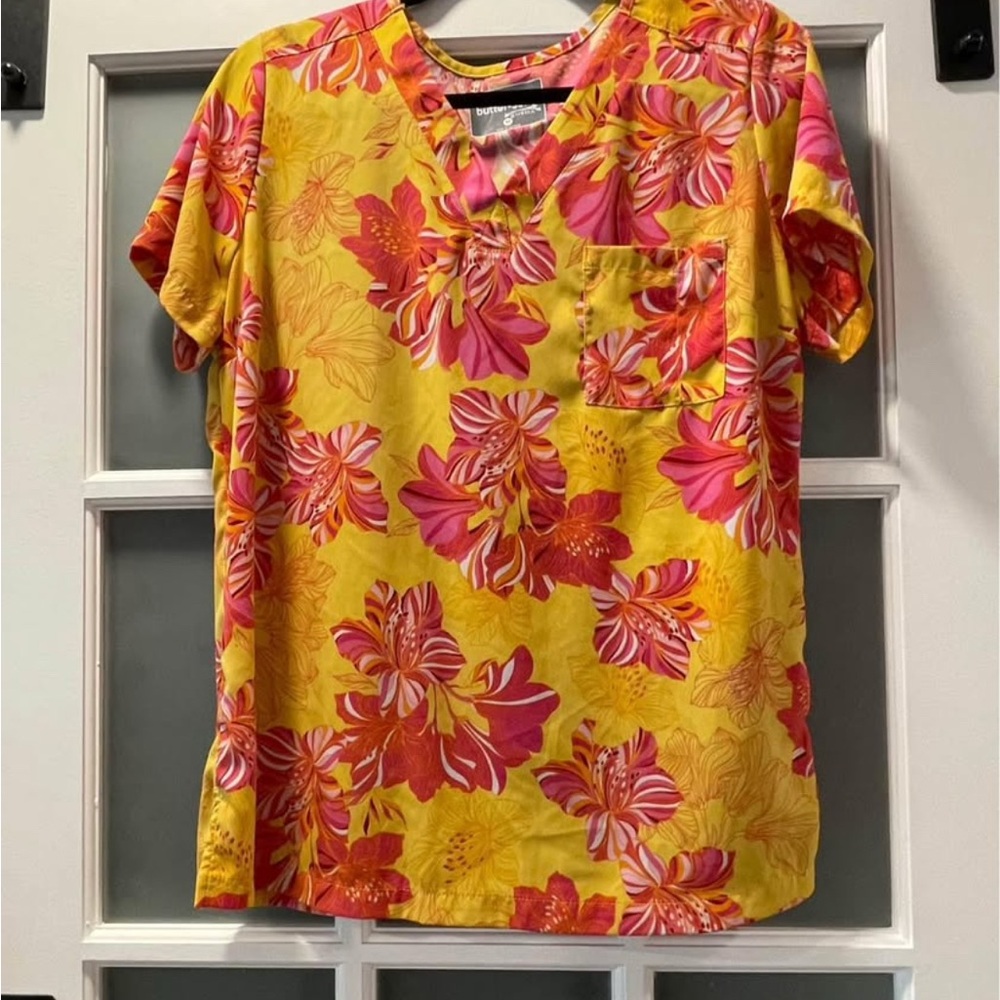 Yellow Tropical Print Scrub Top